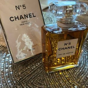 Chanel No 5